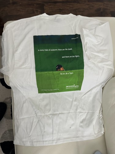 BRANDNEU ACCENTURE Getränke Tasse Stift T-Shirt Bild von Tiger Woods Kopf Größe Large - Bild 3 von 4