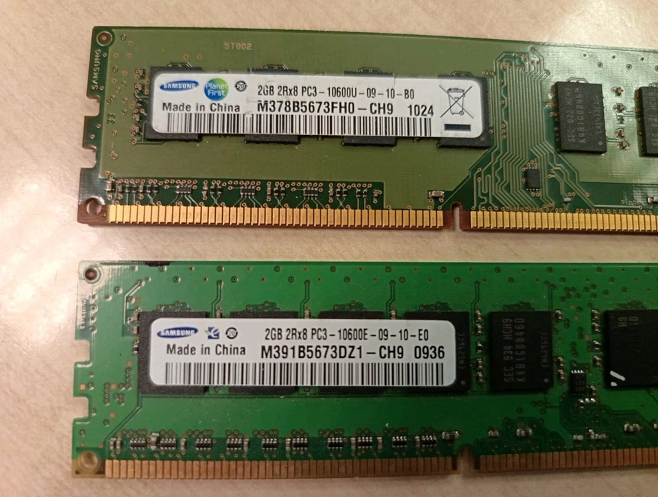 Ram Ddr3 4gb(2x2gb) 1333mhz Samsung 2RX8 PC3-10600 usata Funzionante - Immagine 2 di 3