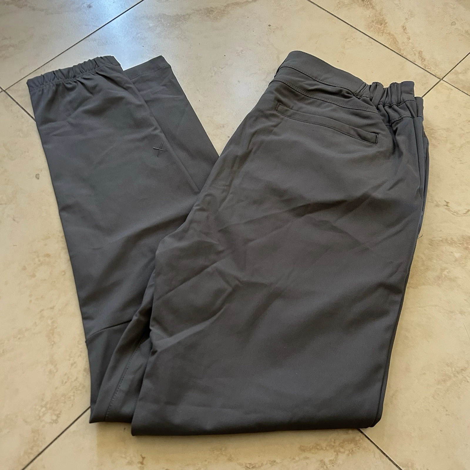 Cuts Clothing Men's AO Jogger Pants Size Medium Elastic Waist