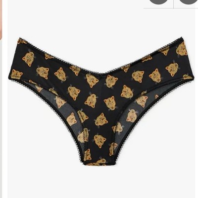 Victoria s Secret Very Sexy Animal Print Cheeky Panty Sz L / Black