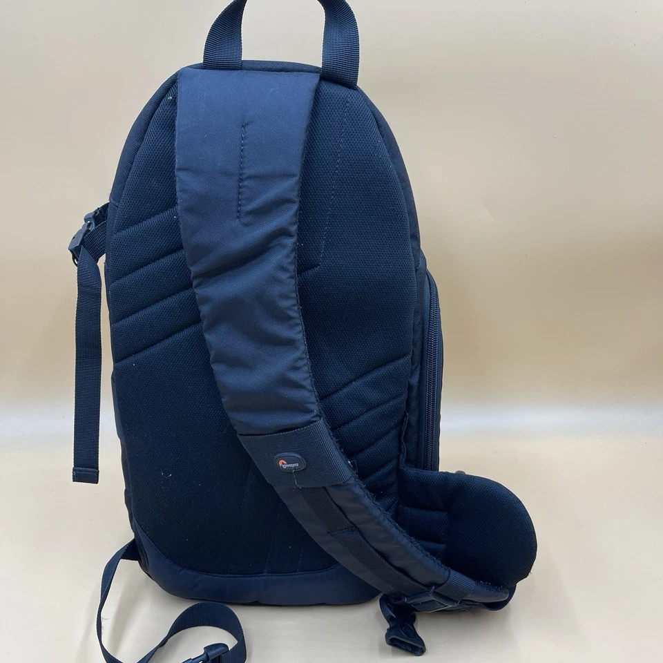 Lowepro Slingshot 202AW Cross Shoulder Camera Bag Black Backpack w/ Storm Cover - Image 4 of 4