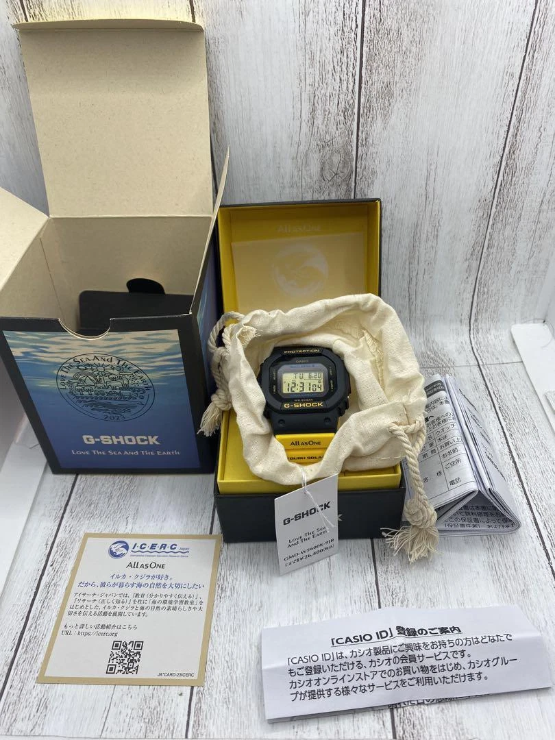 Small arms look thinCASIO G-SHOCK GMD-W5600K-9JR