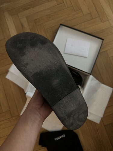 Sandali papà Chanel in pelle nera taglia 37,5 con ricevuta originale - Foto 7 di 7