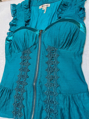 Turquoise Lacy Applique Zip Front Bra Lined Smocked Back Ruffle Cap Sleeve Top - Picture 2 of 4