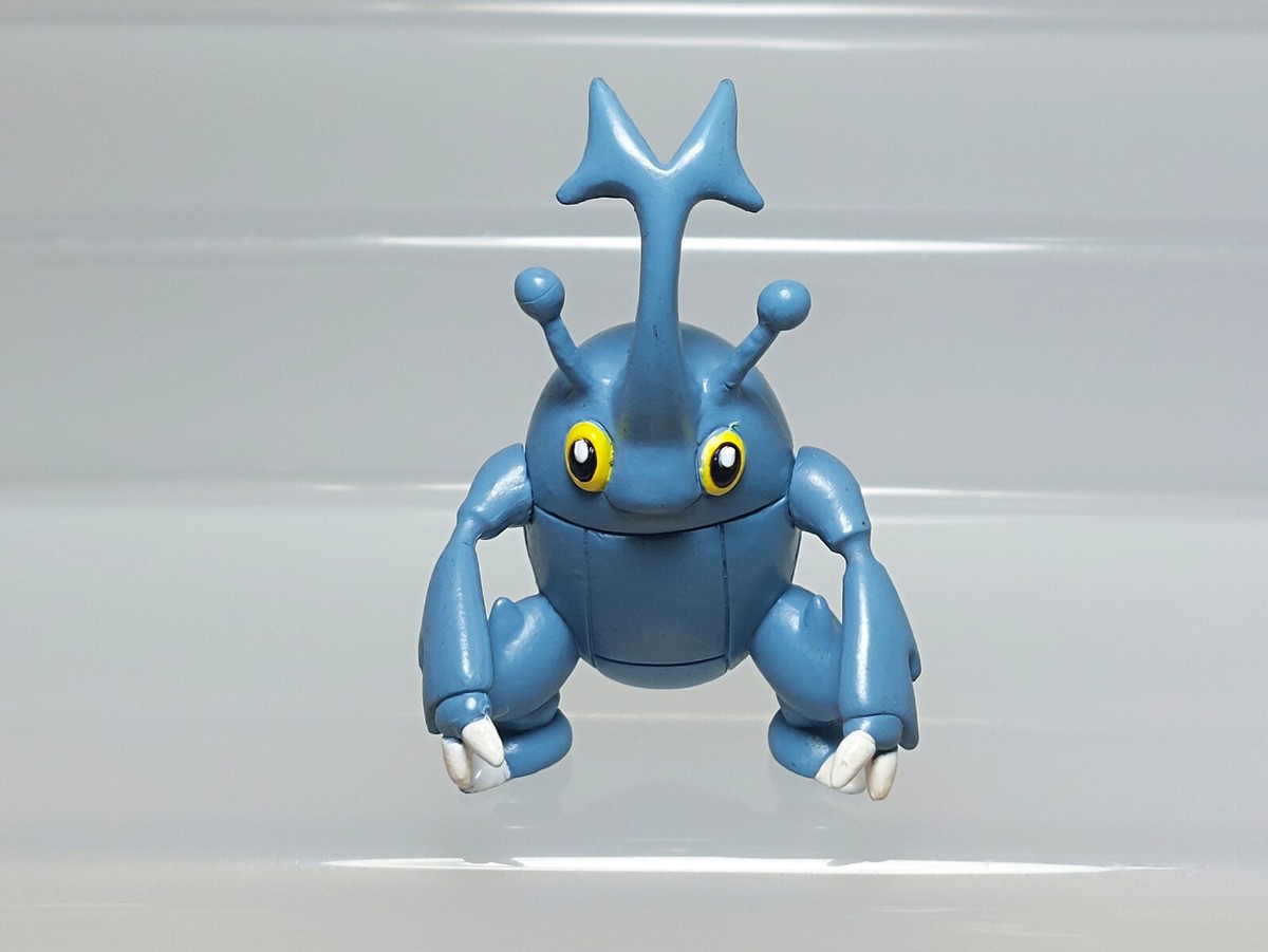 Heracross Pokemon Real Figure Collection Gashapon Tomy Yujin 2000