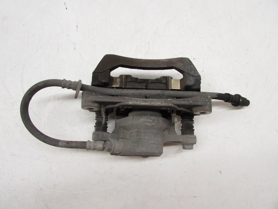 Pinza de freno trasera izquierda Subaru Forester 2011 OEM 09 10 11 12 13 Foto 2 de 4