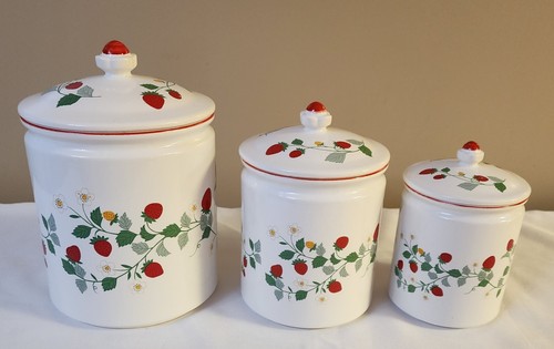 Vintage Kitchen Canister Set of 3 Strawberry Ceramic Japan White Red Green Retro - Picture 13 of 13