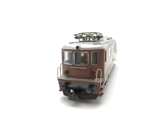HAG 180 H0 Locomotore elettrico Re 4/4 261 delle BLS nella colorazione marrone - Imagen 5 de 8