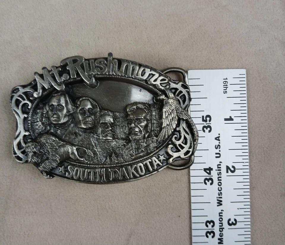 Hebilla de cinturón Mt Rushmore 1985 Siskiyou edición limitada #1857 pesado Foto 2 de 4