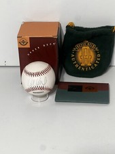 Ichiro Suzuki autographed signed baseball UDA Upper Deck AUTHENTICATED W/BOX