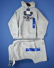 Gap Kids/Youth Gray Combo Suit - Fleece Hoddie  Fleece Pants Size L 14/16