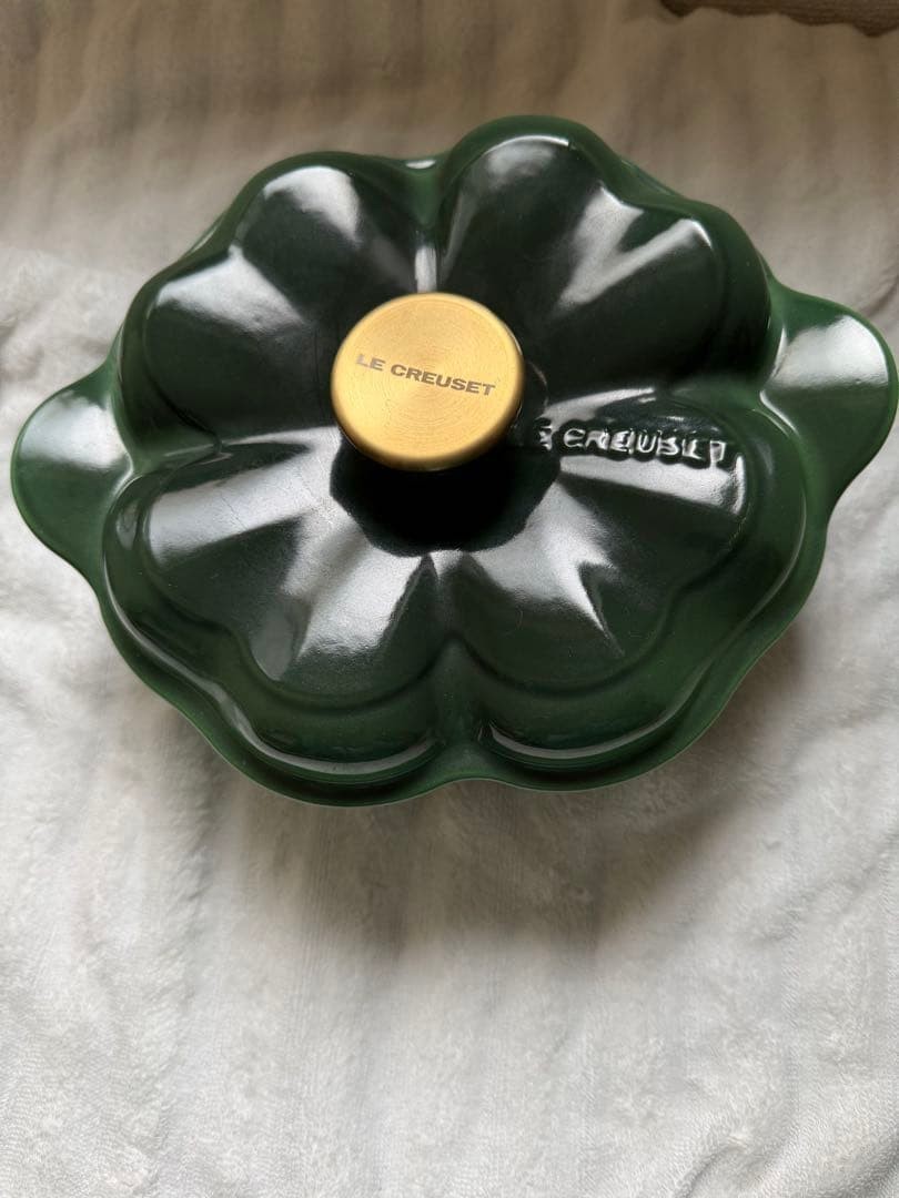 Le Creuset Cocotte TREFLE 20cm Emerald Four-Leaf Clover Rare