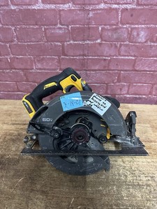 DeWalt 60 Volt FlexVolt 7 1/4" Circular Saw DCS578B For Parts Or Repairs