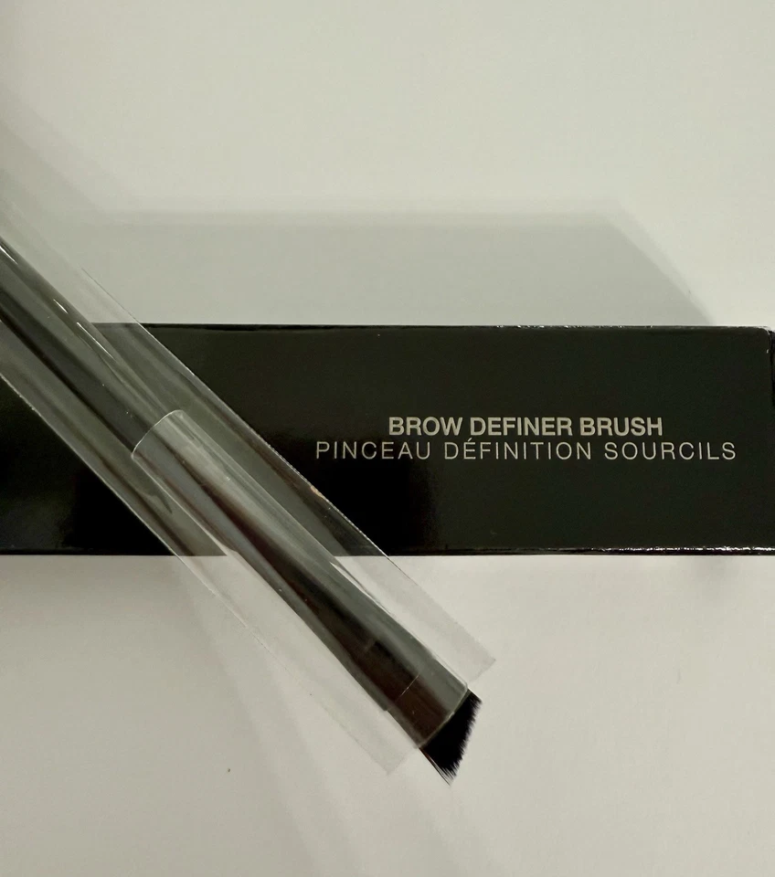 Laura Mercier | Cepillo definidor de cejas | Nuevo en caja Foto 2 de 3