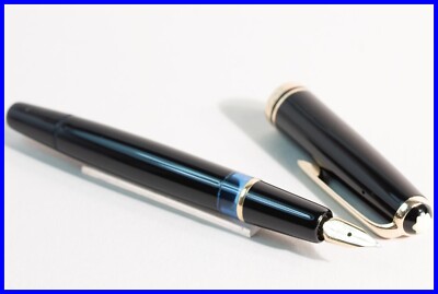 MONTBLANC 252 Piston Filler with M 585 GOLD Nib, Bohème Size