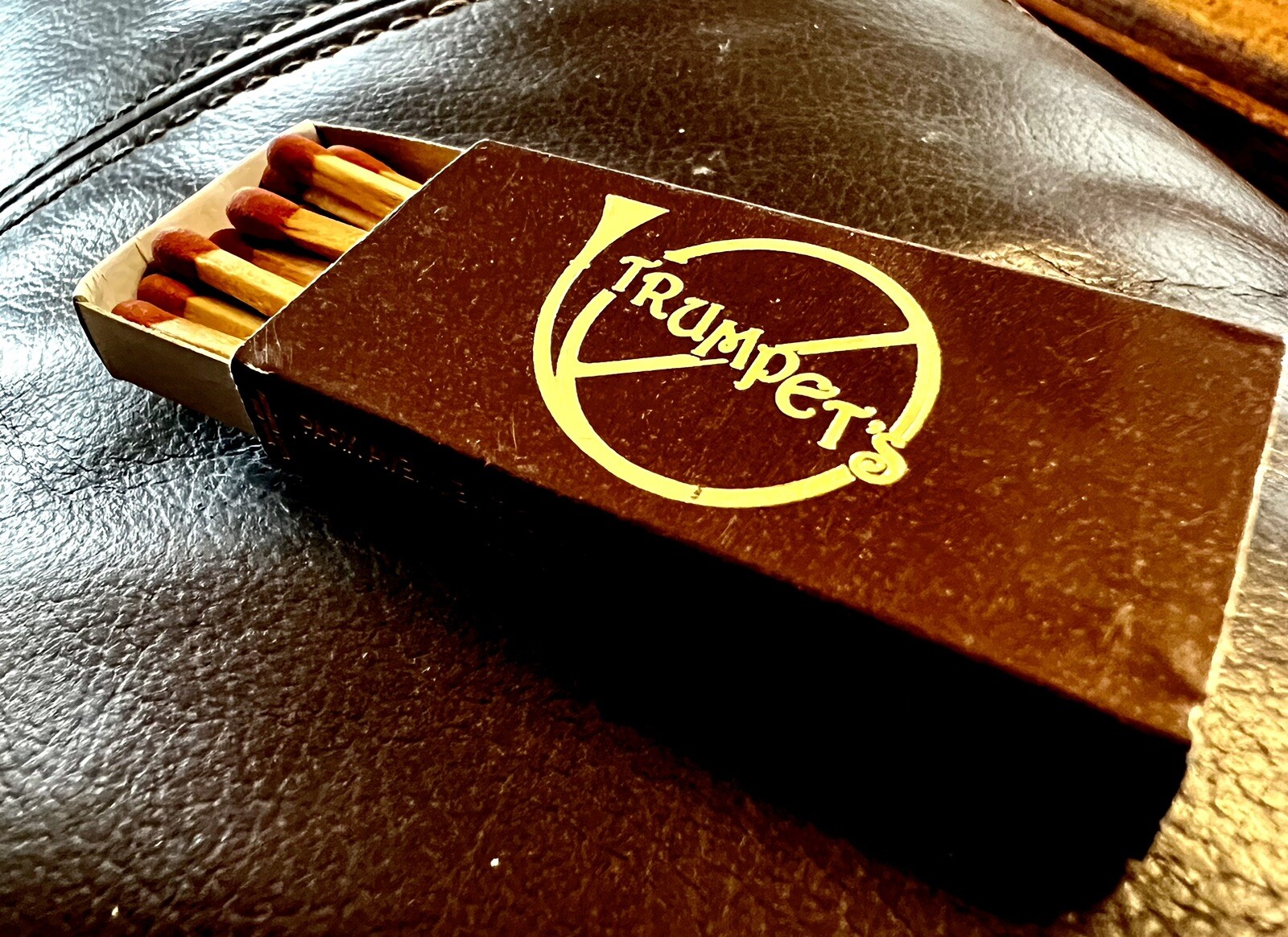 Trumpets Restaurant, Grand Hyatt, New York City, Full Unstruck Matchbox eBay