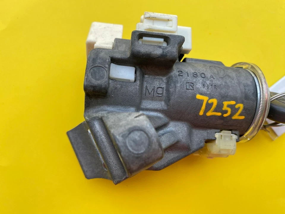 Toyota Camry 2015-2017 interruptor de encendido bloqueo con cilindro de llave OEM 89782-0E010 Foto 3 de 4
