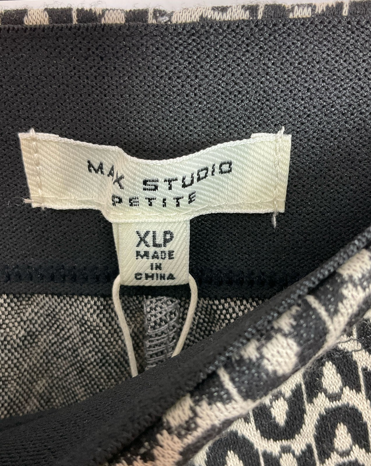 NWT Max Studio Beige/Black Pattern Pull-On Croppe… - image 2