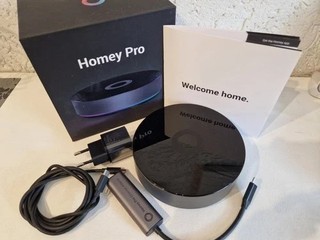 Athom Homey Pro Early 2023 Smart Home Steuerzentrale & Ethernet Adapter