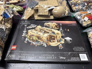 Lego 75290 | eBay