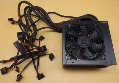 Thermaltake TRS-500AH2NK TR2 S Series 20+4Pin Power Supply 500W 80+ #NT5102