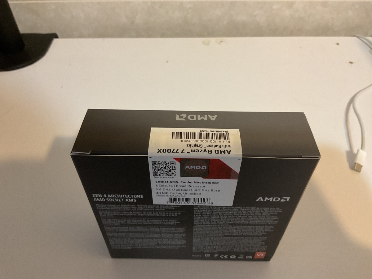 AMD Ryzen 7 7700x Processor (5.4 GHz, 8 Cores, LGA 1718