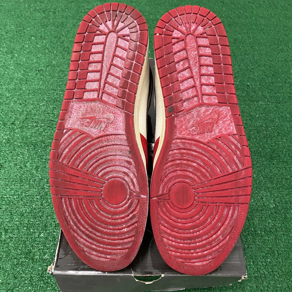 Talla 13 - Zapatillas Nike Air Jordan 1 Retro KO Hi Chicago 402297-101 ¡Envío rápido! Foto 2 de 4