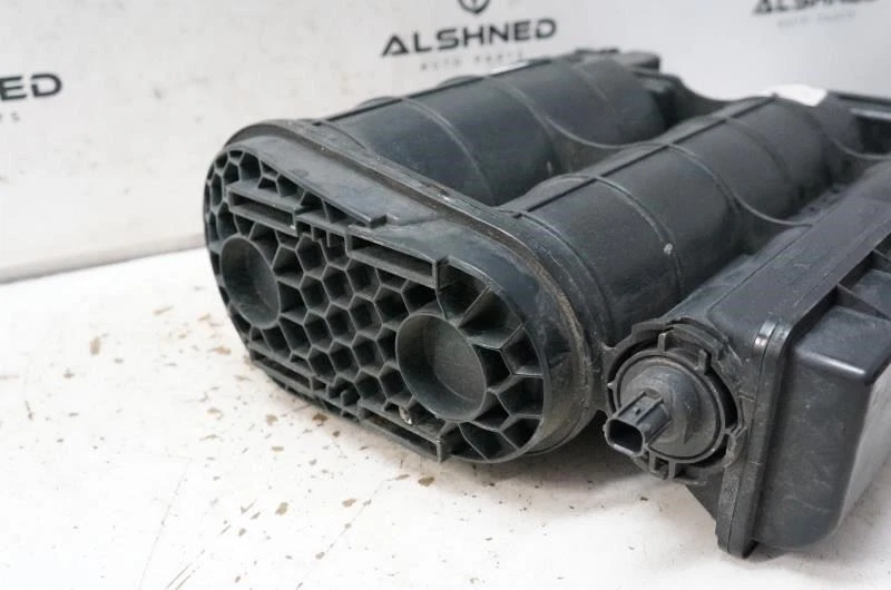 Evaporador de vapor de combustible Acura TLX 2015 emisión bote EVAP 17300T2A A020 M1 fabricante de equipos originales Foto 4 de 4