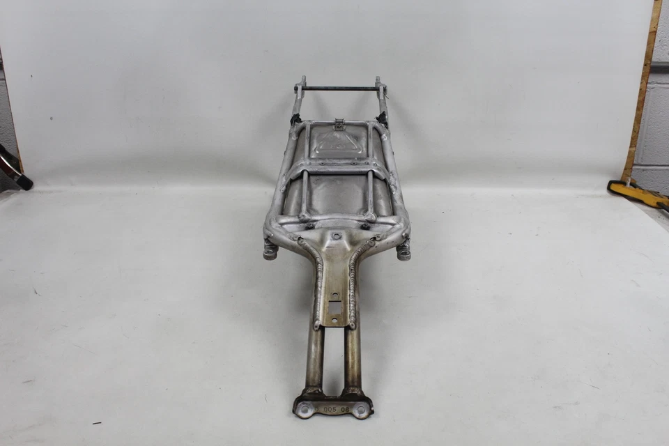 Marco de subchasis trasero Aprilia SXV 450 SXV450 06-07 OEM #1 AP9100065 ¡BONITO! Foto 2 de 4