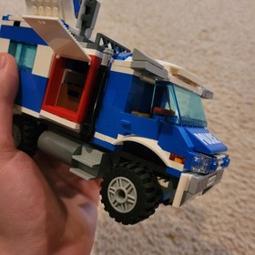Lego City Police Off Road Command Center 4205 incomplete Read 