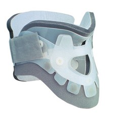 Aspen Cervical Collar Adult Short Two-Piece 983108 RC0003L   Used Once