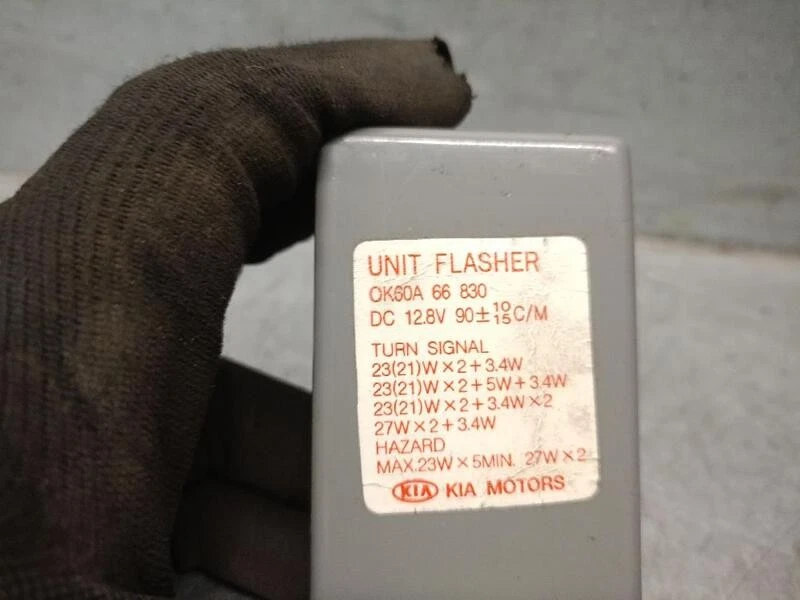 0K60A66830 modulo elettronico per KIA CARNIVAL II (GQ) 2.9 CRDI 1999 5240698 - Immagine 4 di 4