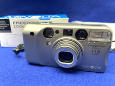 MINT MINOLTA FREEDOM ZOOM 115 DATE POINT SHOOT 35mm FILM CAMERA w BOX