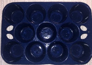 Vintage Unmarked Wagner Griswold Blue /speckled Muffin Pan 8”x11-1/2”