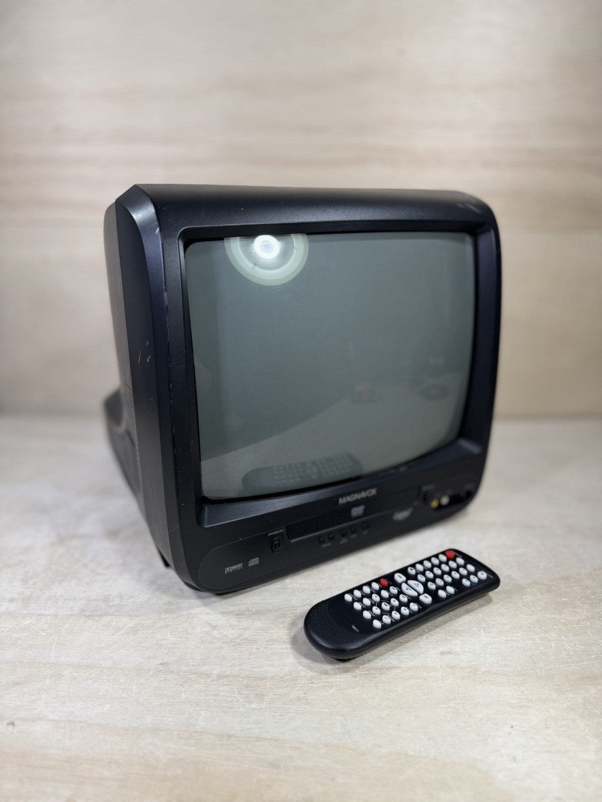 Combo Retro Gaming Television W/ Remote