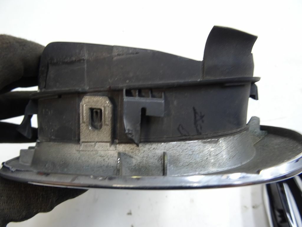 2001 BMW E46 links Rechtschrome Frame grille 51138208667  