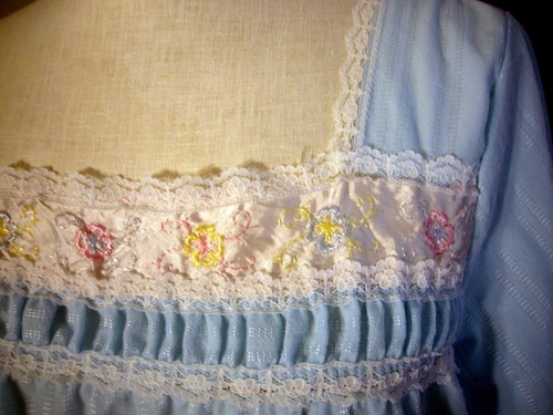 Vtg Flannel Nightgown Cotton Prairie Blue Lace Floral Granny Ruffles Plus XX - Picture 3 of 7