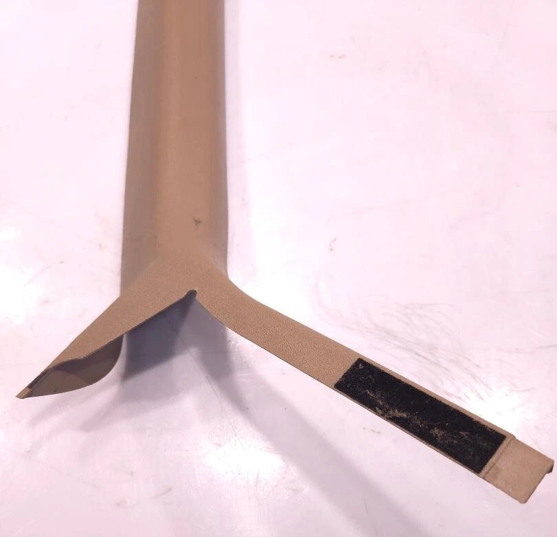 Chevrolet S10 Rh 1994-1997 cubierta de moldura de pilar A P/N 15650576 pieza original OEM Foto 2 de 4