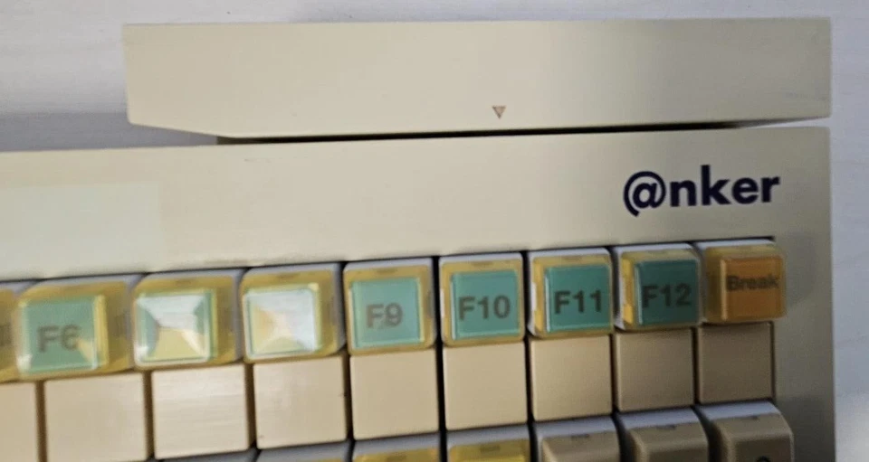 Anker PS/2 Keyboard mechanical vintage keyboard ASN 40102.600-0000     - Image 3 of 4