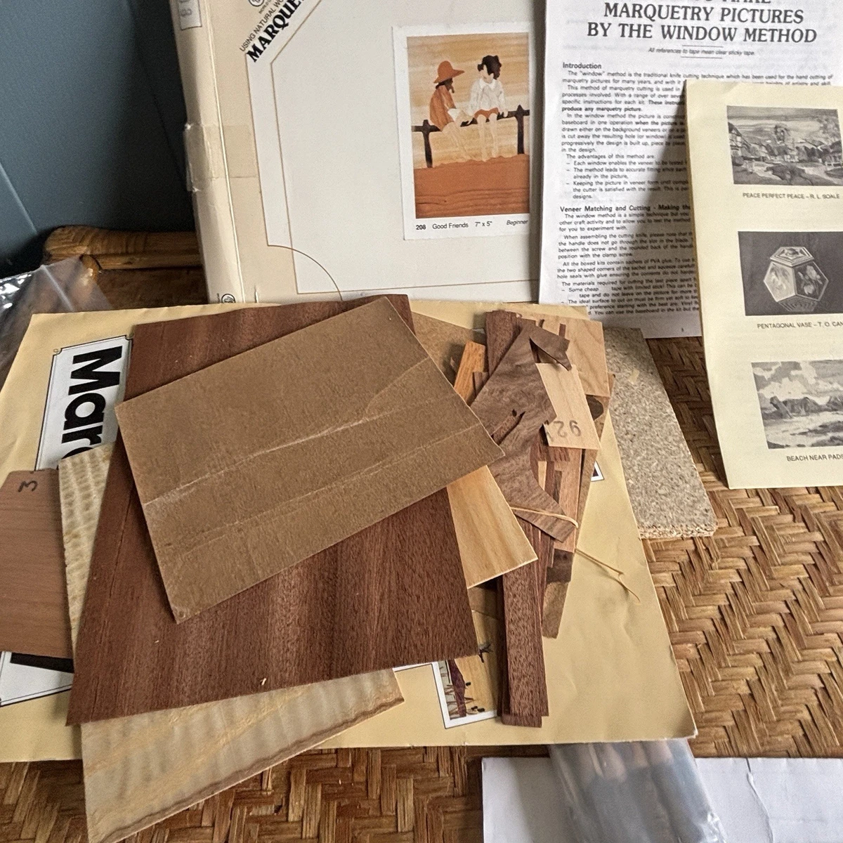 Kit artesanal de marquetería World of Wood de colección noche en los anchos sellado