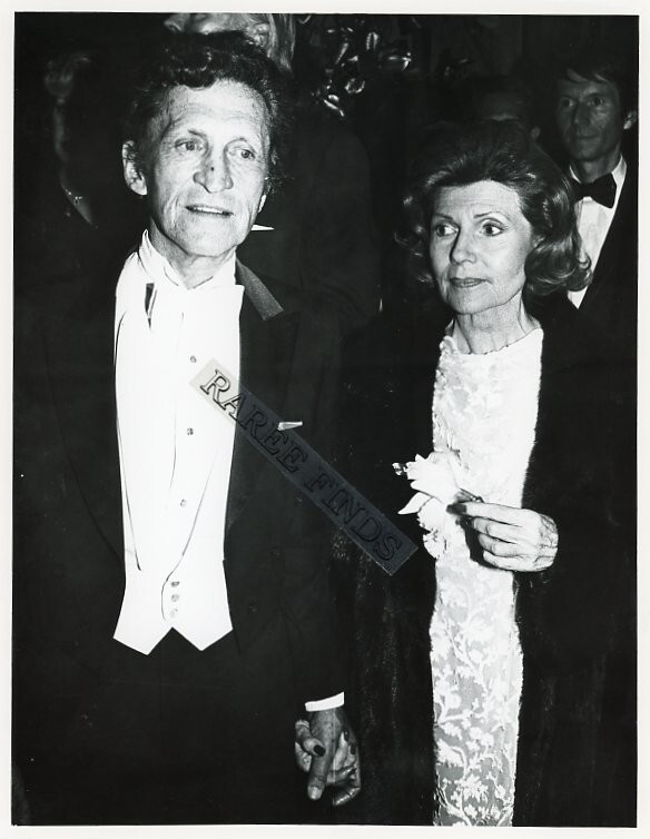 Rita hayworth 1980 original publicity photo vintage 8x10 celebrity memorabilia