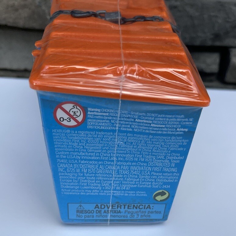 Hexbug Junkbots 2 in 1 Dumpster Trash Bin Mystery Creatures Robots New Sealed