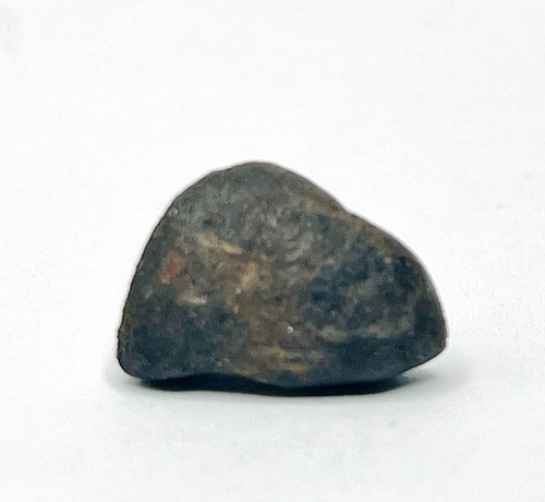 CHELYABINSK 1.872g Meteorite, Individual stone, fresh fusion crusted, A+ quality - Picture 10 of 21