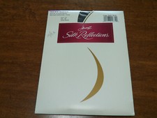 Hanes Pantyhose Silk Reflections Non-Control Top Sandalfoot Sz AB Barely Black