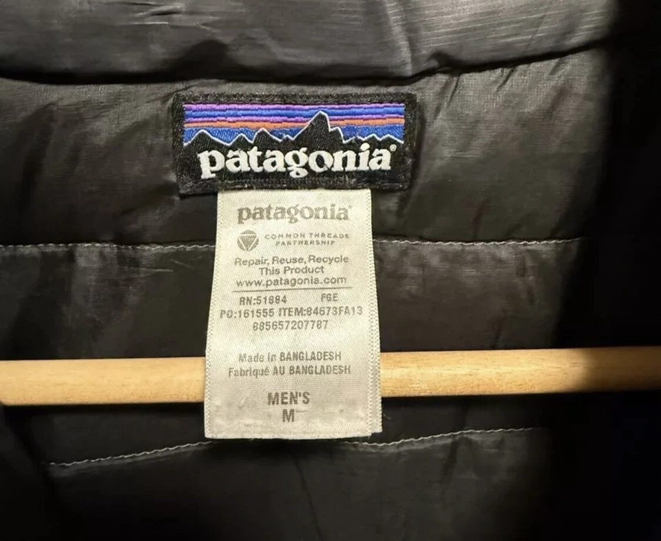 Chaqueta para hombre Patagonia gris oscuro plumón ganso abrigo acolchado talla M - 51884 Foto 3 de 4