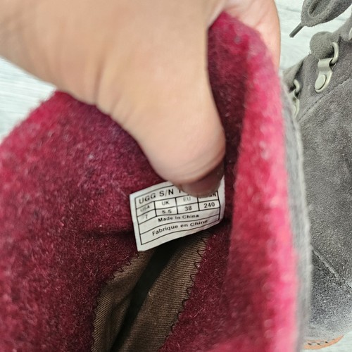 Botas para mujer UGG Australia Fabrice carbón gamuza tacón talla UK 5,5 Reino Unido PVP £190 - Imagen 8 de 14