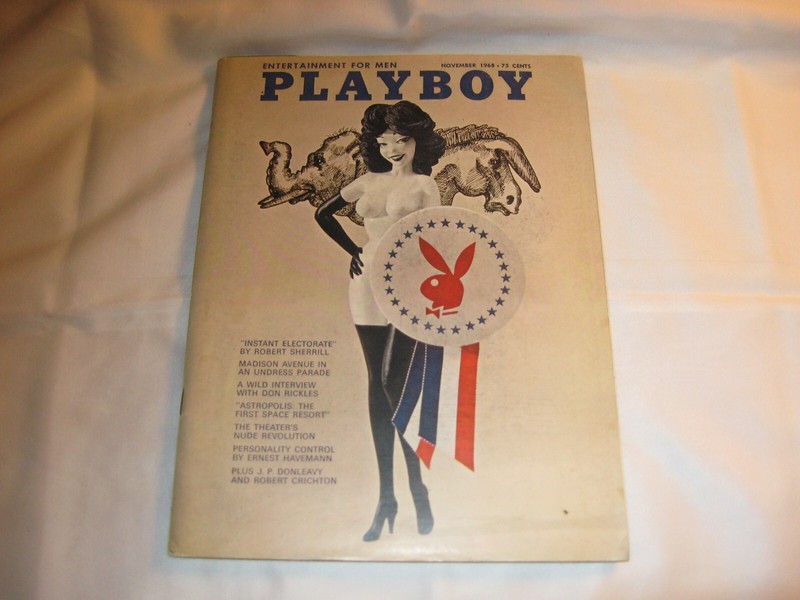PLAYBOY MAGAZINE NOVEMBER 1968 - PAIGE YOUNG PLAYMATE DIED FROM SUICIDE