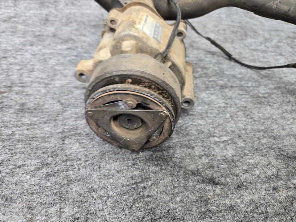 Conjunto de bomba de inyección de aire smog Mercedes W126 560 Sel 560 SE OEM Foto 3 de 4