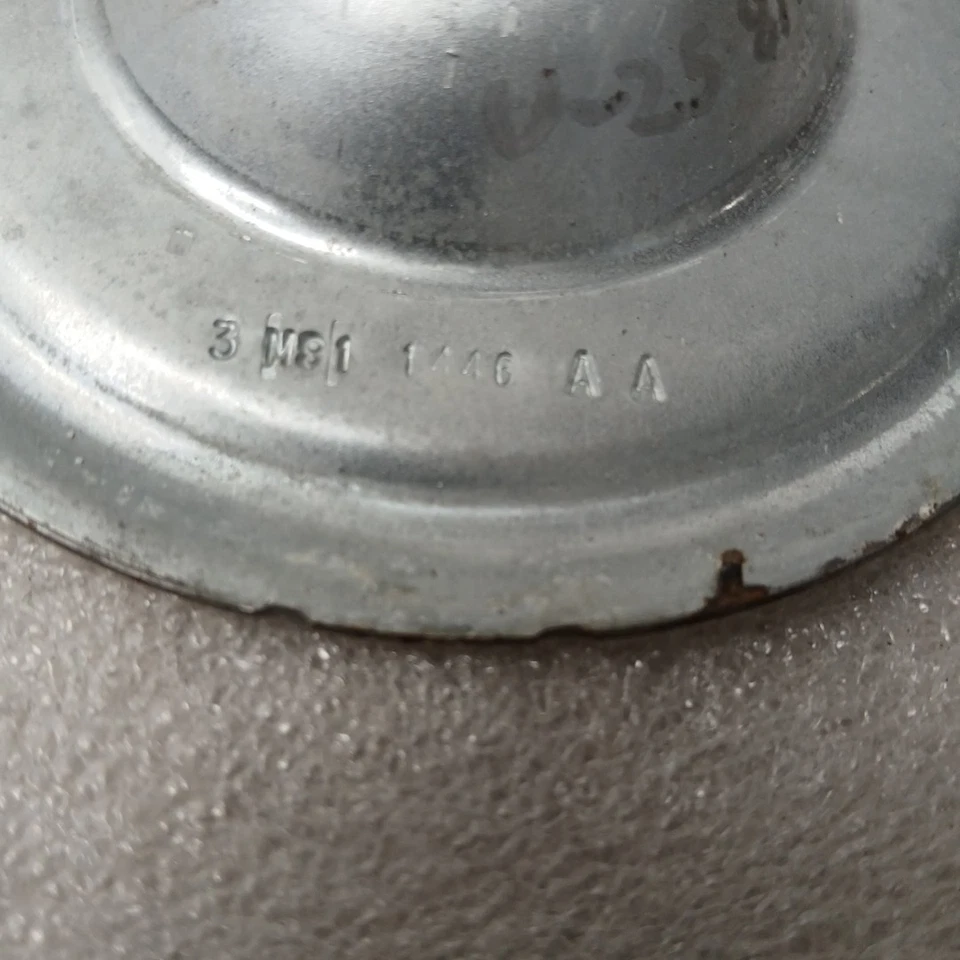 Soporte de rueda de neumático de repuesto Ford Fusion 2006-2009 soporte de sujeción 3M81-1446 OEM Foto 4 de 4