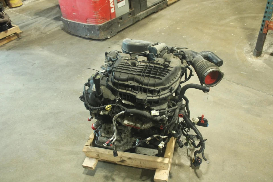 Used Engine Complete Assembly fits: 2016 Dodge Journey 3.6L VIN G 8th digit Grad Foto 2 de 4